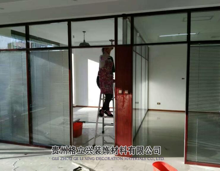 83���p������